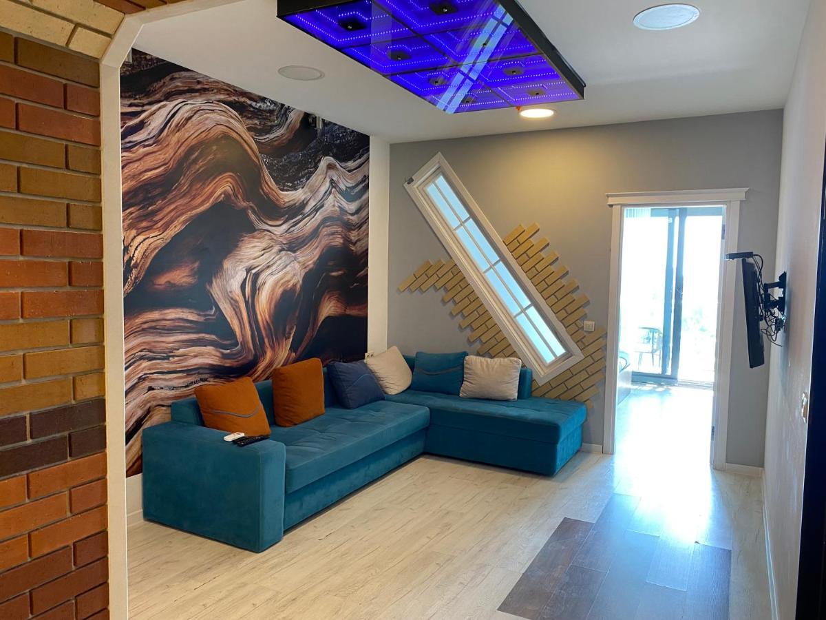 Apartment In Porta Batumi Tower Exterior photo