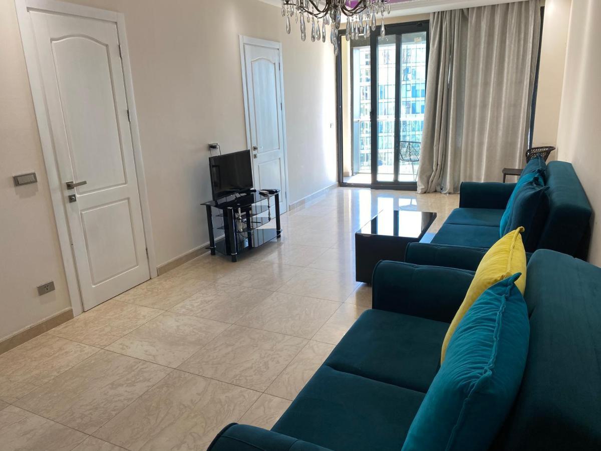 Apartment In Porta Batumi Tower Exterior photo