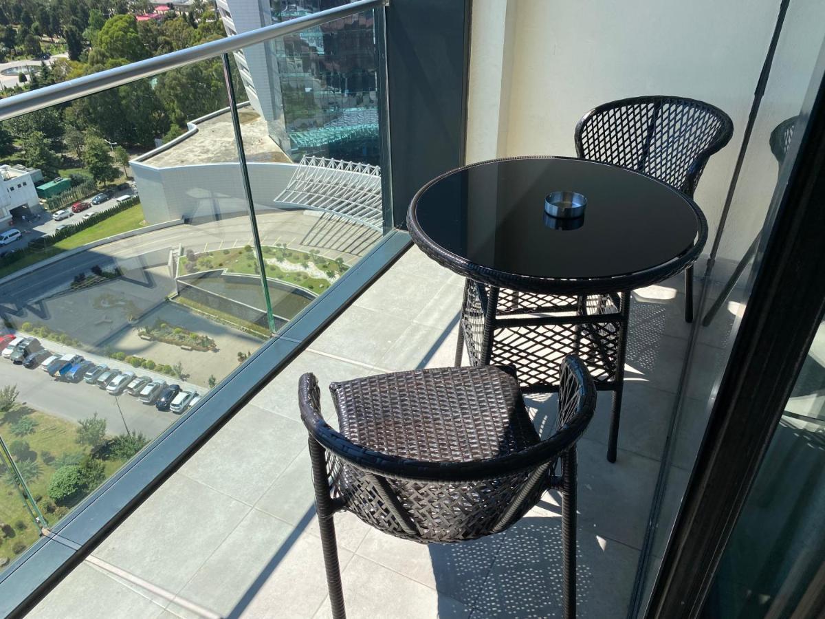 Apartment In Porta Batumi Tower Exterior photo