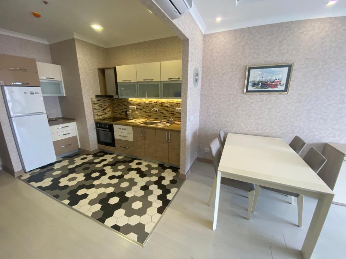 Apartment In Porta Batumi Tower Exterior photo