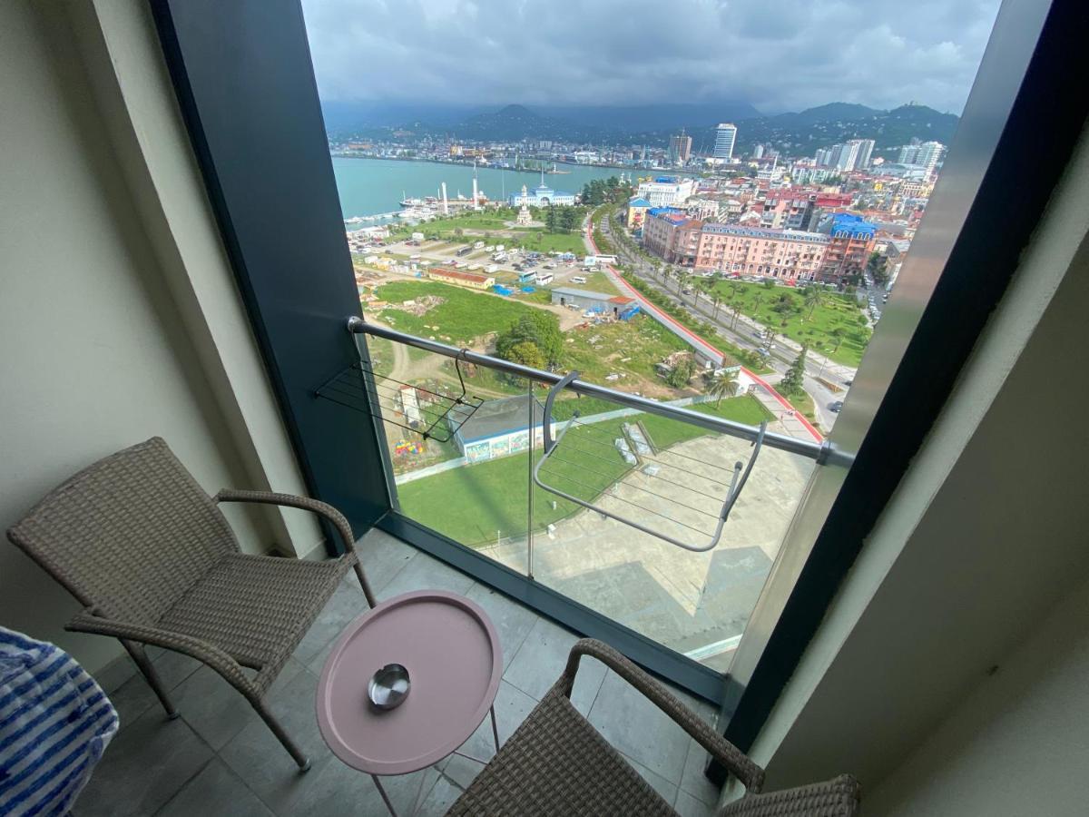 Apartment In Porta Batumi Tower Exterior photo