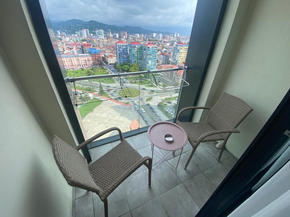 Apartment In Porta Batumi Tower Exterior photo