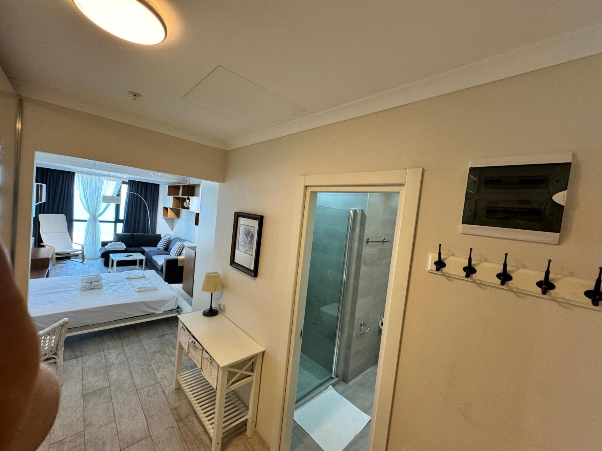 Apartment In Porta Batumi Tower Exterior photo